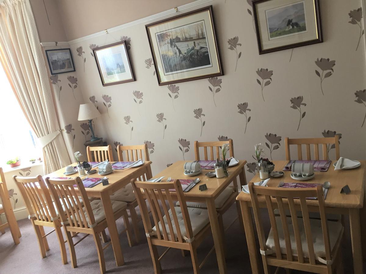 Warwick Court 3* Weymouth